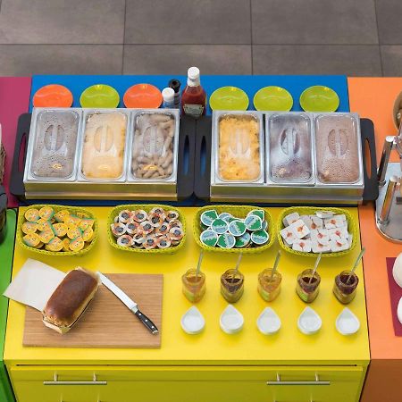 Ibis Styles Nivelles Hotel Bagian luar foto