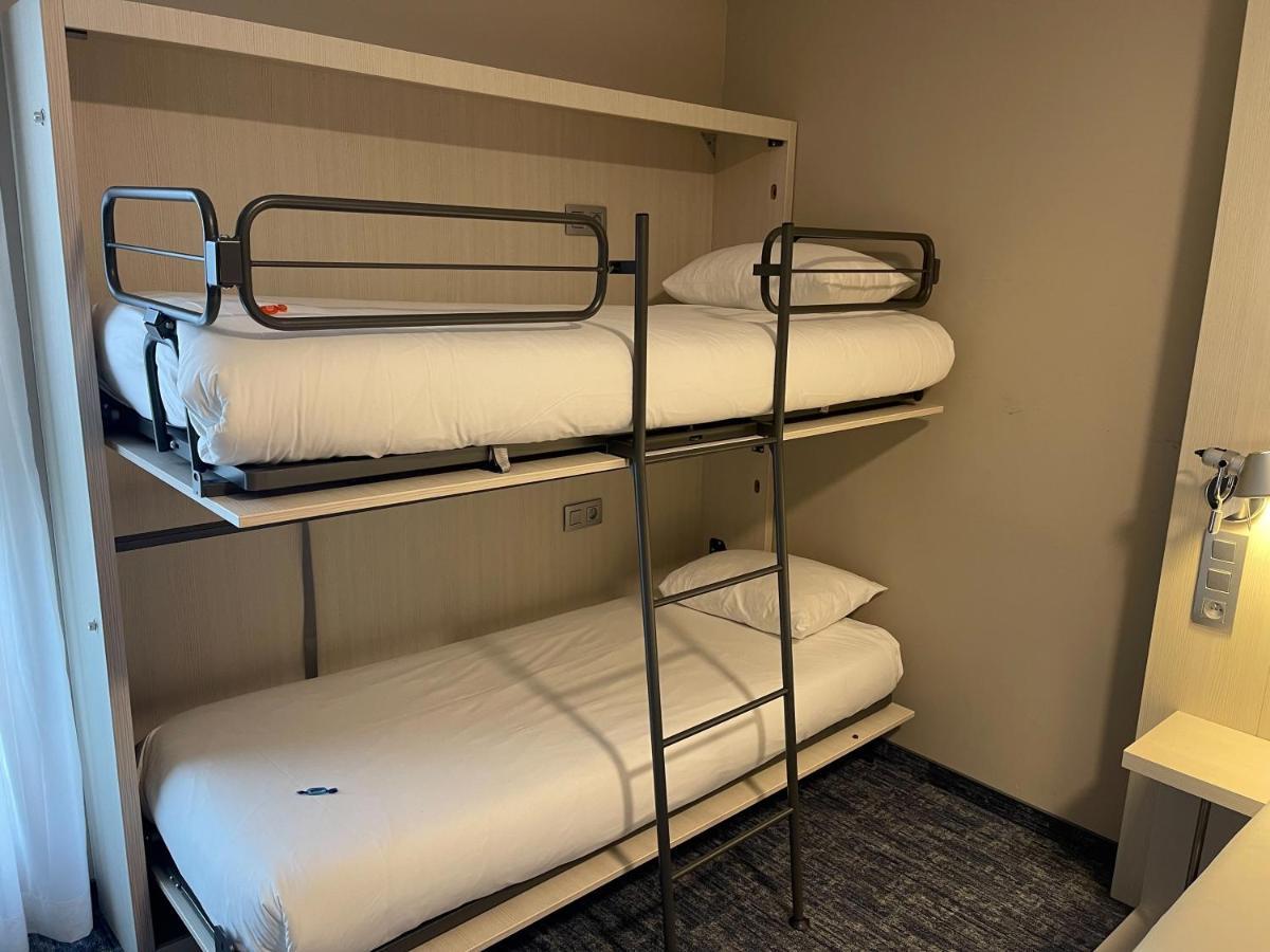 Ibis Styles Nivelles Hotel Bagian luar foto
